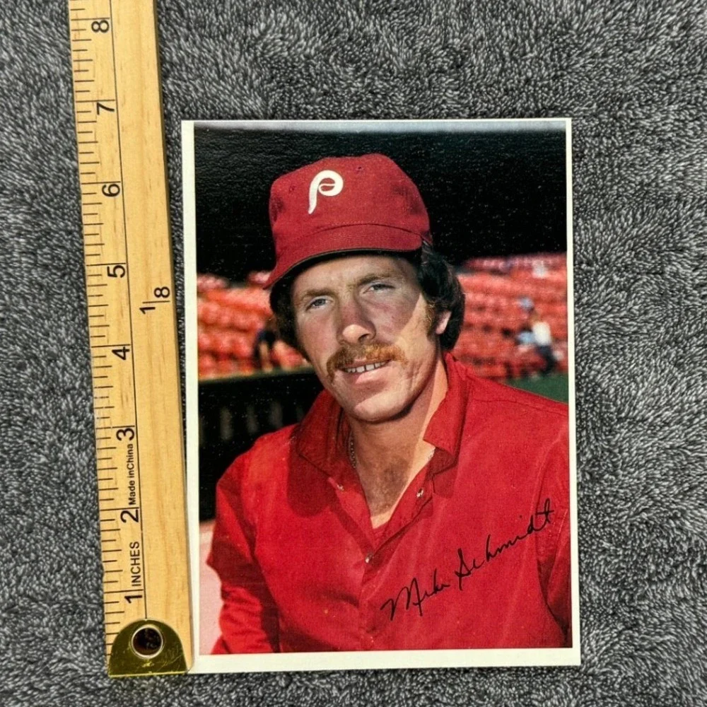 1980 Topps Mike Schmidt Philadelphia Phillies Card 2 of 60 5x7 Postcard Vintage - Picture 4 of 4
